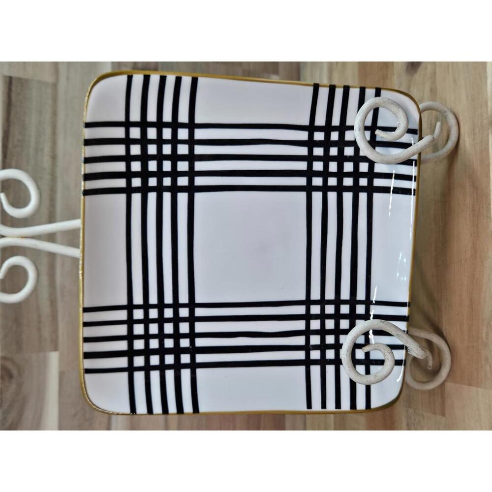 ​Set of 2 Over and Back Stoneware Plates Black & White Checkered and Plaid 6.5" - Picture 9 of 11